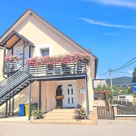 Apartman Jezerane Exterior photo