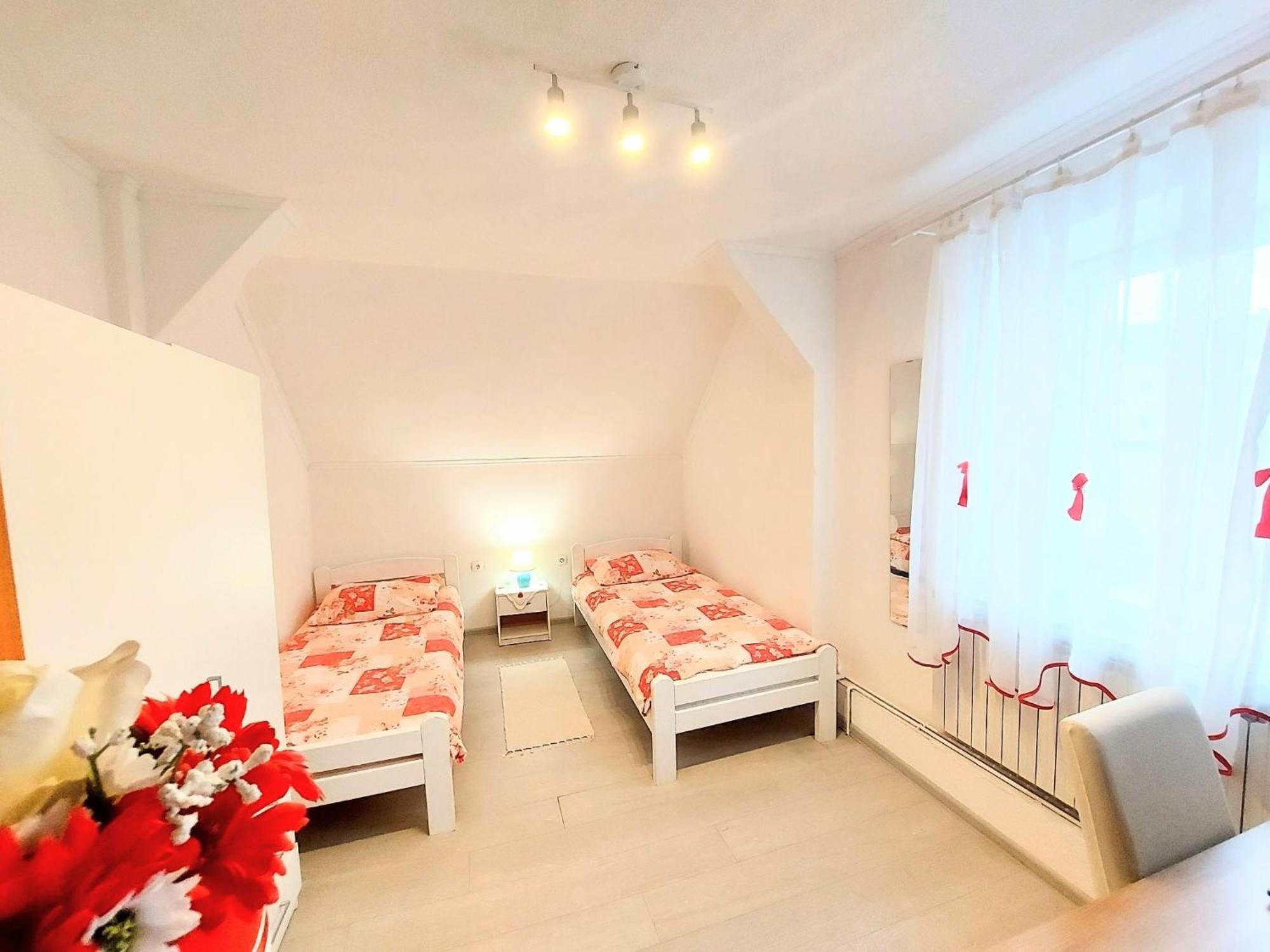Apartman Jezerane Apartment Jezerane